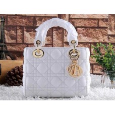 Replika der Dior Lady Standard Handtasche aus Lammleder Replika der Dior Lady Standard Handtasche aus Lammleder