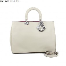 Dior Diorissimo Kleine Tasche, beiges Nappaleder (silberne Beschläge) 8001 Dior Diorissimo Kleine Tasche, beiges Nappaleder (silberne Beschläge) 8001