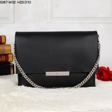 Celine Blade Flap Schultertasche aus Kalbsleder, Schwarz, 5367