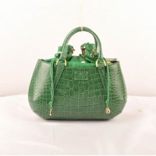 Fendi B Fab Grüne Ledertasche mit Krokodilprägung, mittelgroß, mit Henkel Fendi B Fab Grüne Ledertasche mit Krokodilprägung, mittelgroß, mit Henkel