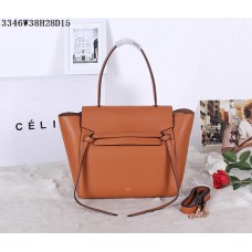 Celine Gürteltasche aus braunem, naturbelassenem Kalbsleder Celine Gürteltasche aus braunem, naturbelassenem Kalbsleder