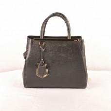 Fendi 2jours Schwarze kleine Tasche aus Leder mit gekreuzten Adern Fendi 2jours Schwarze kleine Tasche aus Leder mit gekreuzten Adern