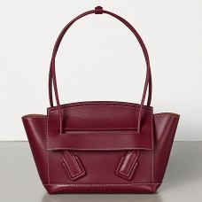 Bottega Veneta Arco 33 Bag In Bordeaux Französisches Kalbsleder