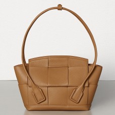 Bottega Veneta Kleine Arco 33 Tasche aus karamellfarbenem genarbtem Kalbsleder Bottega Veneta Kleine Arco 33 Tasche aus karamellfarbenem genarbtem Kalbsleder