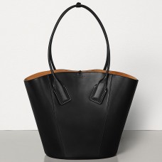 Bottega Veneta Medium Basket Tote aus schwarzem Kalbsleder Bottega Veneta Medium Basket Tote aus schwarzem Kalbsleder
