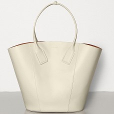 Bottega Veneta Medium Basket Tote aus weißem Kalbsleder Bottega Veneta Medium Basket Tote aus weißem Kalbsleder