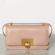 Bottega Veneta Mini BV Classic Tasche aus nudefarbenem Kalbsleder Bottega Veneta Mini BV Classic Tasche aus nudefarbenem Kalbsleder