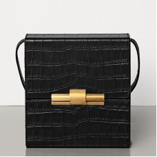 Bottega Veneta Daisey Tasche aus schwarzem, krokodilgeprägtem Leder Bottega Veneta Daisey Tasche aus schwarzem, krokodilgeprägtem Leder