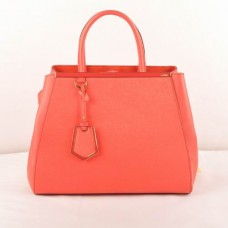 Fendi 2jours Ledertasche mit roten Kreuzadern/Ferrari-Motiv, mittelgroß Fendi 2jours Ledertasche mit roten Kreuzadern/Ferrari-Motiv, mittelgroß