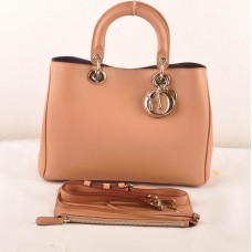 Dior Diorissimo Medium Bag, Kamelleder (goldene Beschläge), Modell 603 Dior Diorissimo Medium Bag, Kamelleder (goldene Beschläge), Modell 603