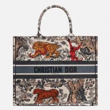 Dior Book Tragetasche aus mehrfarbigem Toile De Jouy Dior Book Tragetasche aus mehrfarbigem Toile De Jouy