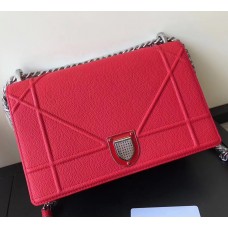 Dior Diorama Klappentasche aus rotem genarbtem Kalbsleder Dior Diorama Klappentasche aus rotem genarbtem Kalbsleder