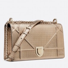 Dior Diorama Tasche aus champagnerfarbenem Metallic-Kalbsleder Dior Diorama Tasche aus champagnerfarbenem Metallic-Kalbsleder