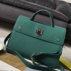 Dior Diorever Tote Bag aus grünem Kalbsleder