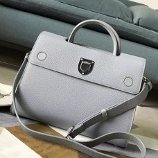 Dior Diorever Tote Bag aus hellgrauem Kalbsleder Dior Diorever Tote Bag aus hellgrauem Kalbsleder