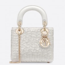 Dior Lady Dior Mini Chain Bag aus weißem, gewelltem, geknittertem Lammleder
