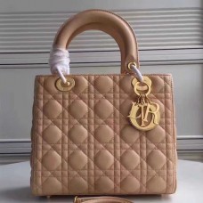 Dior Lady Dior Tasche (mittelgroß) aus aprikosenfarbenem Lammleder