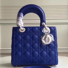 Dior Lady Dior Tasche (mittelgroß) aus blauem Lammleder