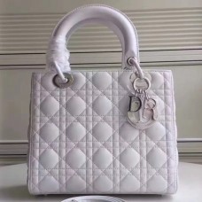 Dior Lady Dior Tasche (mittelgroß) aus weißem Lammleder