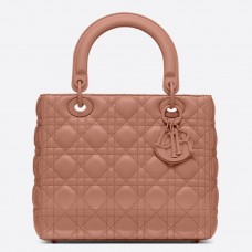 Dior Medium Lady Dior Bag in Puder-Ultra-Matt-Kalbsleder