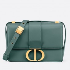 Dior 30 Montaigne Schultertasche aus sturmblauem Kalbsleder