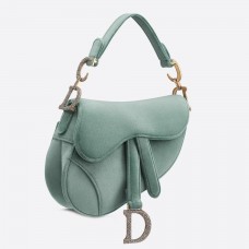 Dior Mini Saddle Bag aus meergrünem Samt Dior Mini Saddle Bag aus meergrünem Samt