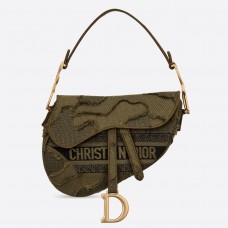 Dior Satteltasche aus grünem Camouflage-Canvas Dior Satteltasche aus grünem Camouflage-Canvas