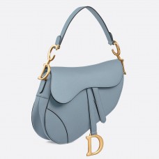 Dior Satteltasche aus himmelblauem genarbtem Kalbsleder Dior Satteltasche aus himmelblauem genarbtem Kalbsleder