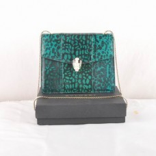 Bvlgari Serpenti Schultertasche aus Schlangenleder, Grün 605 Bvlgari Serpenti Schultertasche aus Schlangenleder, Grün 605