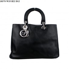 Dior Diorissimo Medium Tasche, schwarzes Nappaleder (silberne Beschläge) 18370 Dior Diorissimo Medium Tasche, schwarzes Nappaleder (silberne Beschläge) 18370
